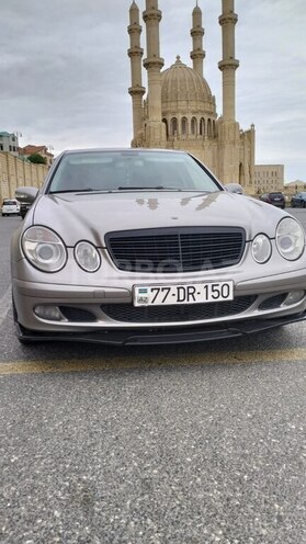 Mercedes E 220 d 2005, 302,759 km - 2.2 л - Bakı