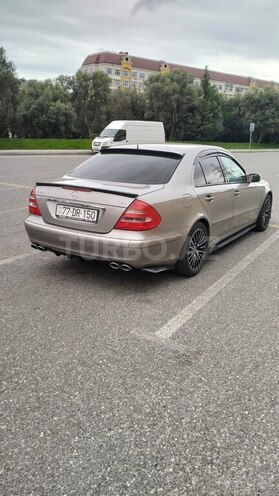 Mercedes E 220 d 2005, 302,759 km - 2.2 л - Bakı