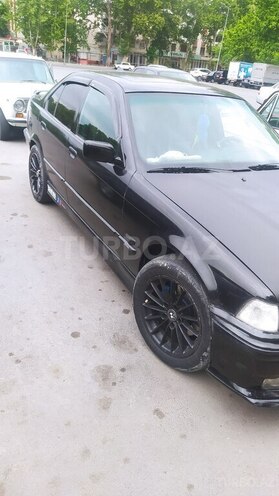 BMW 320 1997, 300,000 km - 2.0 l - Mingəçevir