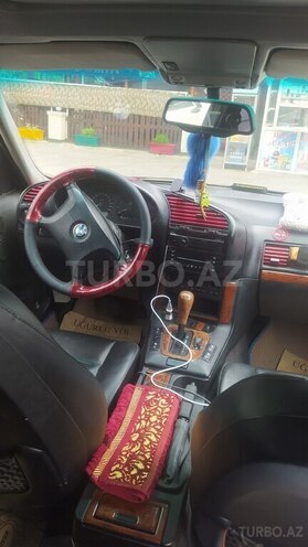 BMW 320 1997, 300,000 km - 2.0 l - Mingəçevir