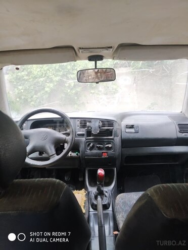 Volkswagen Golf 1997, 198,170 km - 1.6 l - Bakı