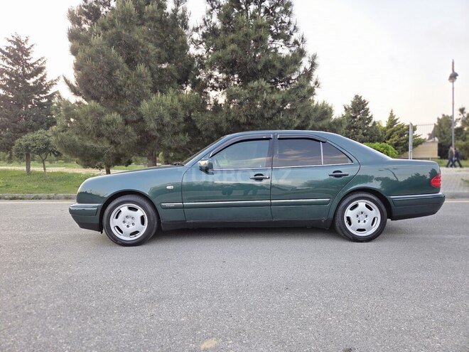 Mercedes E 230 1997, 369,727 km - 2.3 l - Bakı
