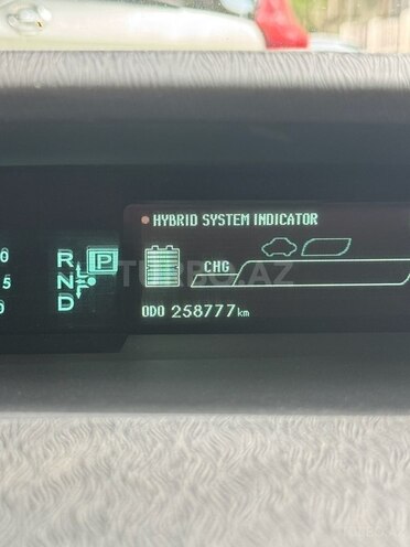 Toyota Prius 2012, 258,000 km - 1.8 л - Bakı