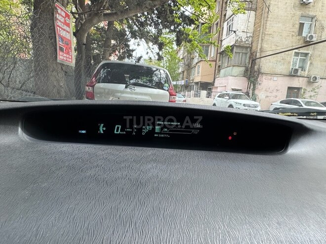 Toyota Prius 2012, 258,000 km - 1.8 л - Bakı