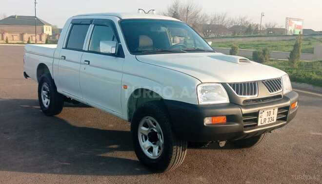 Mitsubishi L200 1999, 250,000 km - 2.5 л - Bakı