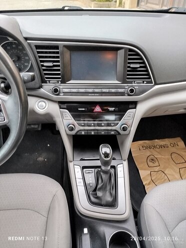 Hyundai Elantra 2016, 140,000 km - 2.0 l - Bakı