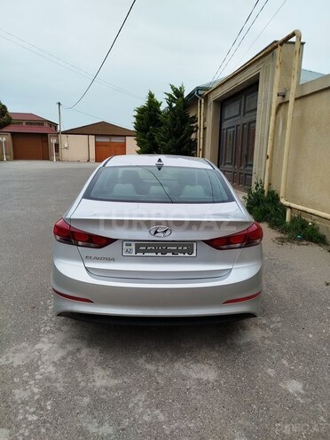 Hyundai Elantra 2016, 140,000 km - 2.0 l - Bakı