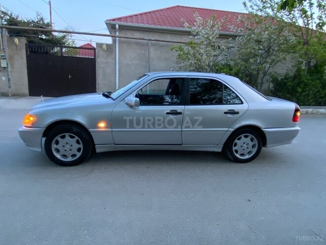 Mercedes C 200 1998, 336,000 km - 2.0 л - Bakı