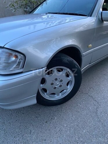 Mercedes C 200 1998, 336,000 km - 2.0 л - Bakı