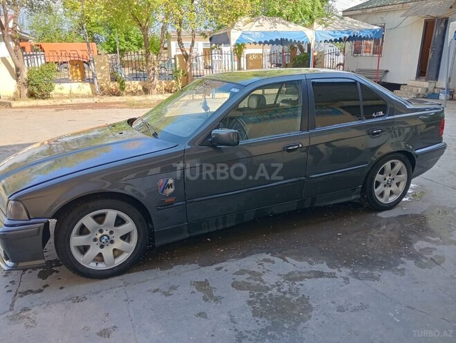 BMW 323 1992, 400,000 km - 2.5 l - Sabirabad