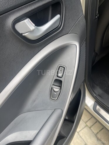 Hyundai Santa Fe 2013, 243,000 km - 2.0 l - Bakı