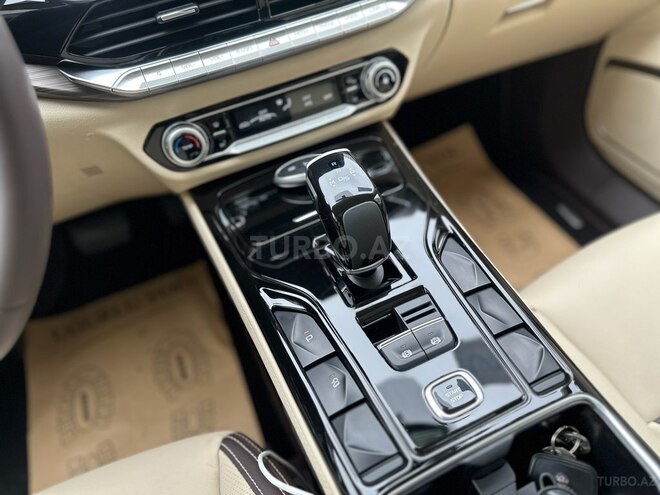 Bestune T77 2025, 2,500 km - 1.5 l - Bakı