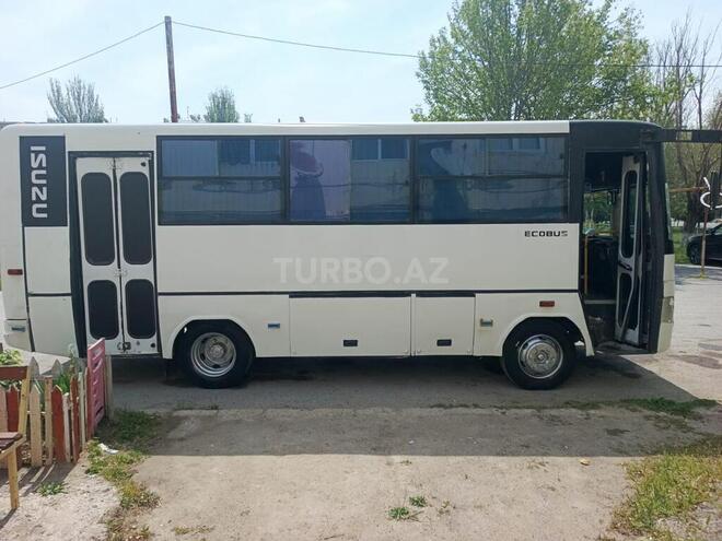Isuzu Ecobus 2012, 287,000 km - 4.6 l - Sumqayıt