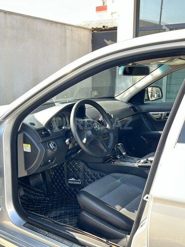 Mercedes C 250 2007, 181,300 km - 2.5 л - Bakı