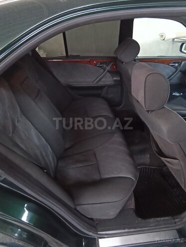Mercedes E 270 2000, 226,456 km - 2.7 l - Bakı