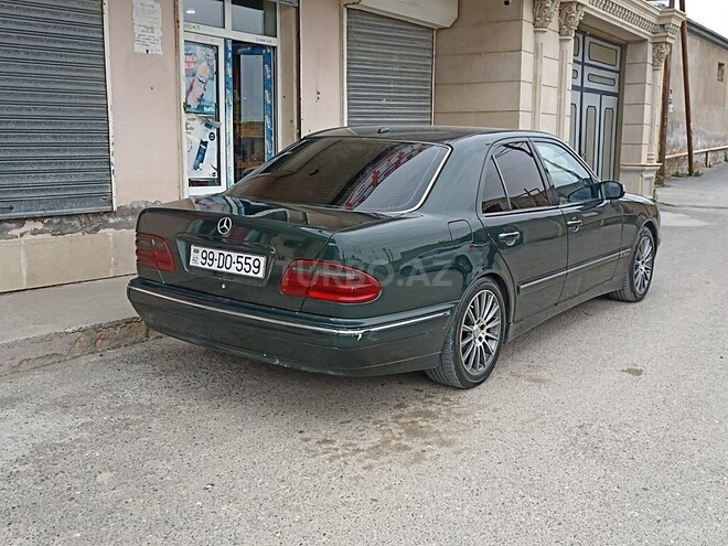 Mercedes E 270 2000, 226,456 km - 2.7 l - Bakı