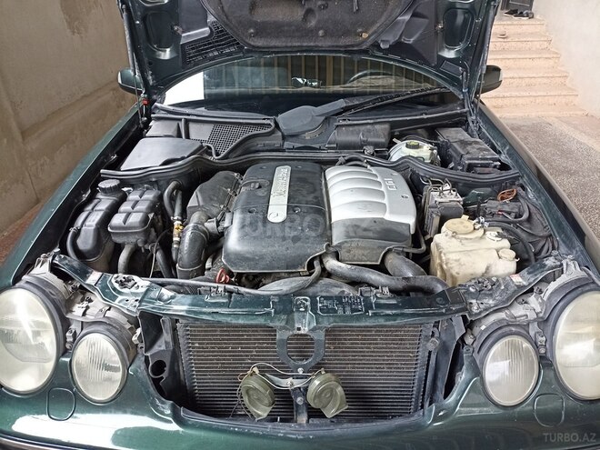 Mercedes E 270 2000, 226,456 km - 2.7 l - Bakı