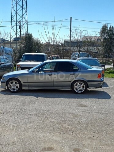 BMW 320 1992, 390,000 km - 2.0 л - Bakı