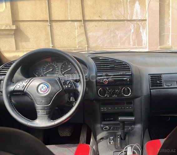 BMW 320 1992, 390,000 km - 2.0 л - Bakı