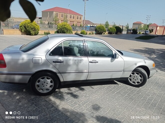 Mercedes C 180 1995, 360,000 km - 1.8 л - Bakı
