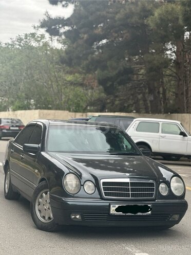 Mercedes E 220 d 1997, 260,410 km - 2.2 l - Bakı