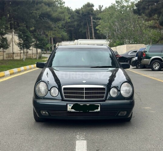 Mercedes E 220 d 1997, 260,410 km - 2.2 l - Bakı