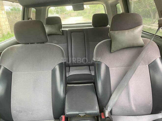 Mitsubishi Airtrek 2002, 297,000 km - 2.0 l - Qusar