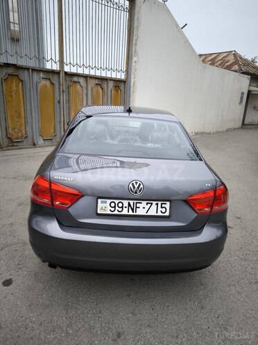Volkswagen Passat (North America) 2015, 217,000 km - 1.8 l - Bakı