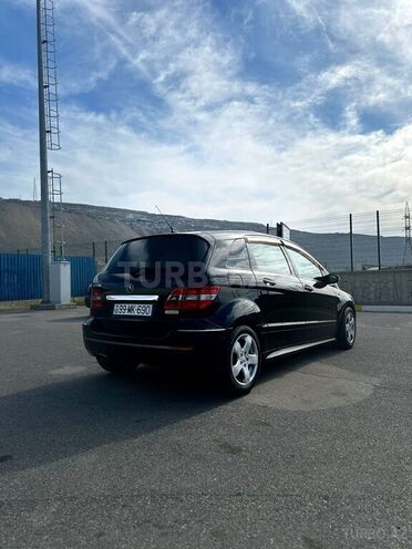 Mercedes B 200 2007, 109,850 km - 2.0 l - Bakı