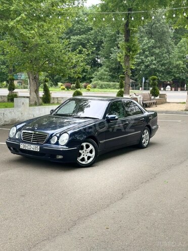 Mercedes E 240 2001, 245,636 km - 2.4 l - Masallı