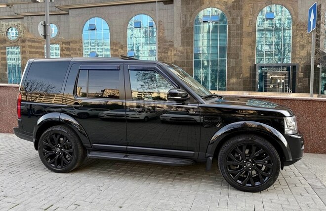 Land Rover Discovery 2015, 102,000 km - 3.0 l - Bakı