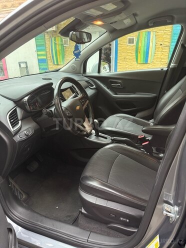 Chevrolet Trax-14