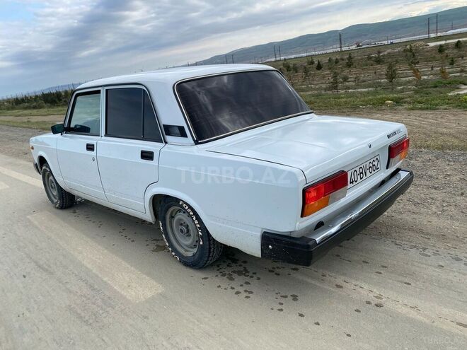 LADA (VAZ) 2107 2009, 72,000 km - 1.6 l - Quba