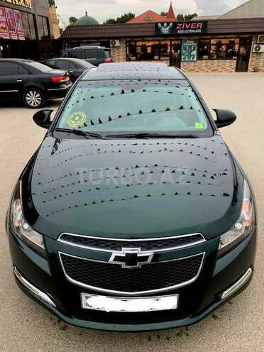 Chevrolet Cruze-12