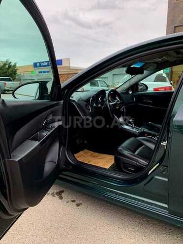 Chevrolet Cruze-14