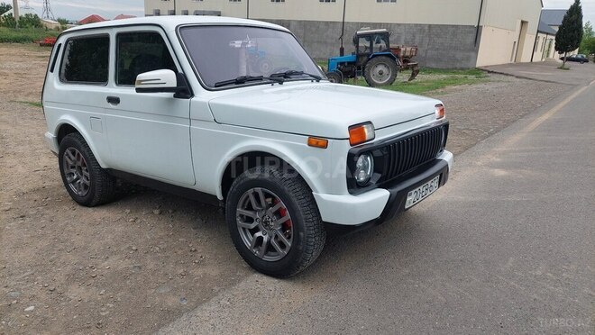 LADA (VAZ) Niva 2015, 95,000 km - 1.7 l - Gəncə