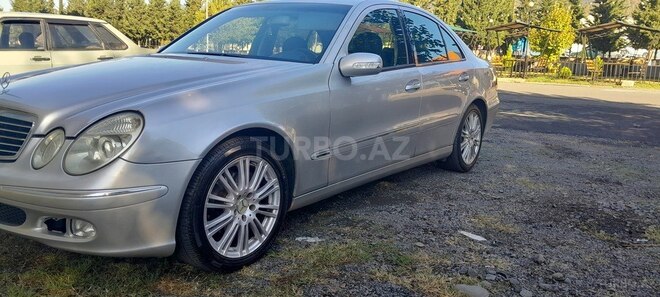 Mercedes E 220 d 2002, 345,423 km - 2.2 l - Zaqatala