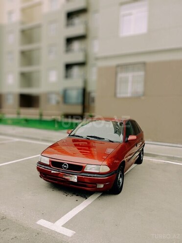 Opel Astra 1997, 316,136 km - 2.0 l - Bakı