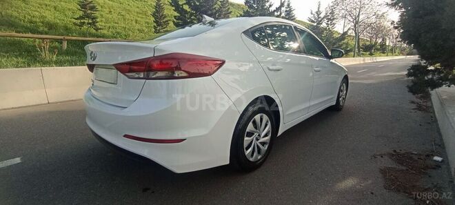 Hyundai Elantra 2016, 93,000 km - 2.0 l - Bakı
