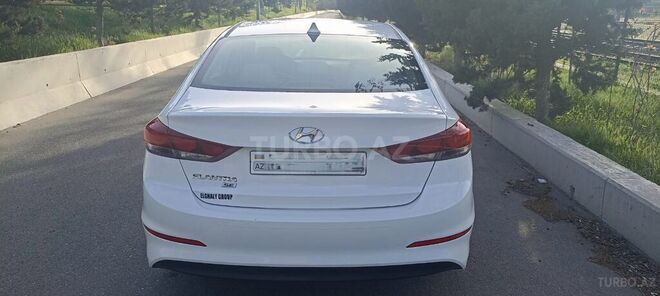 Hyundai Elantra 2016, 93,000 km - 2.0 l - Bakı