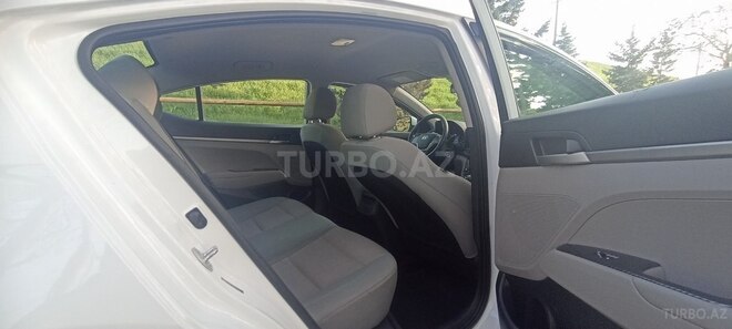 Hyundai Elantra 2016, 93,000 km - 2.0 l - Bakı