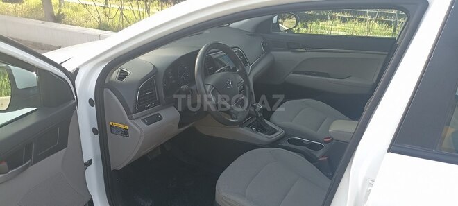 Hyundai Elantra 2016, 93,000 km - 2.0 l - Bakı
