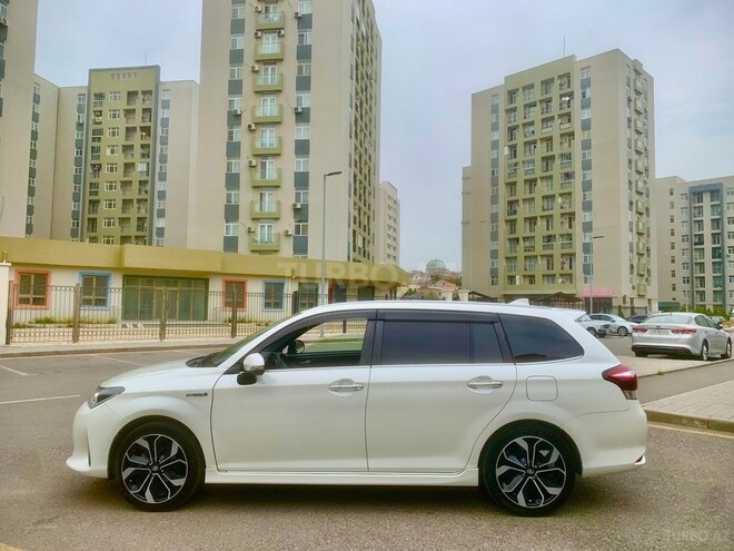 Toyota Corolla Fielder 2018, 116,000 km - 1.5 л - Bakı
