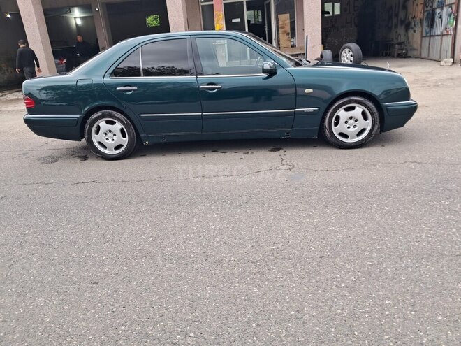 Mercedes C 230 1997, 123,800 km - 2.3 l - Qazax