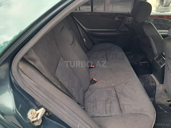 Mercedes C 230 1997, 123,800 km - 2.3 l - Qazax
