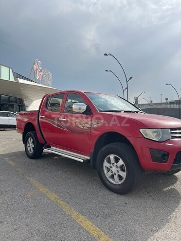 Mitsubishi L200 2011, 620,000 km - 2.5 l - Bakı