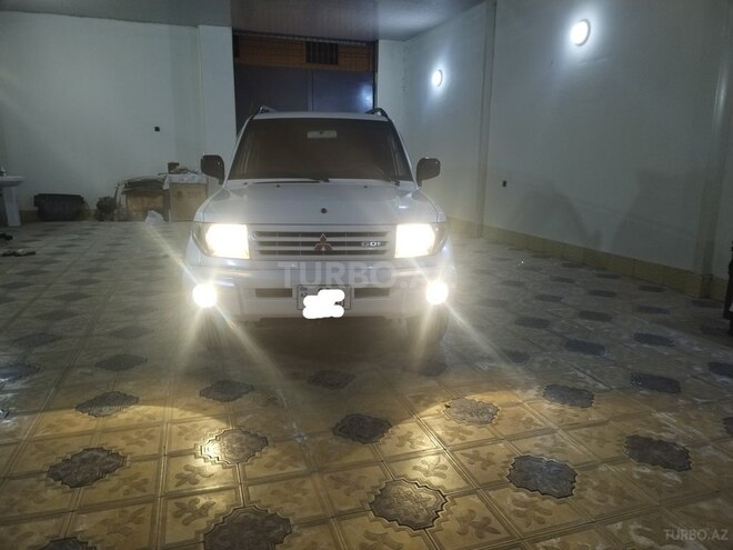 Mitsubishi Pajero io 2000, 250,433 km - 1.8 л - Gəncə