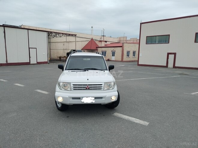 Mitsubishi Pajero io 2000, 250,433 km - 1.8 л - Gəncə