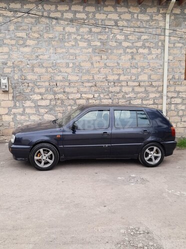 Volkswagen Golf 1994, 80,000 km - 2.0 л - Gəncə