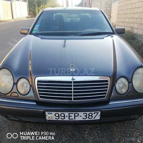 Mercedes E 240 1998, 302,068 km - 2.4 l - Şəmkir